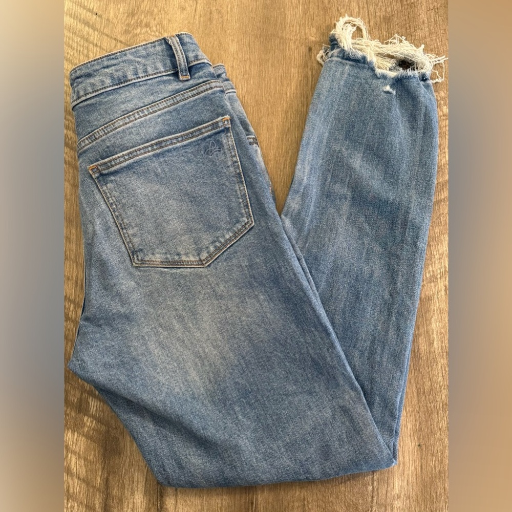 DL1961 High Rise Women Jeans in Light Blue